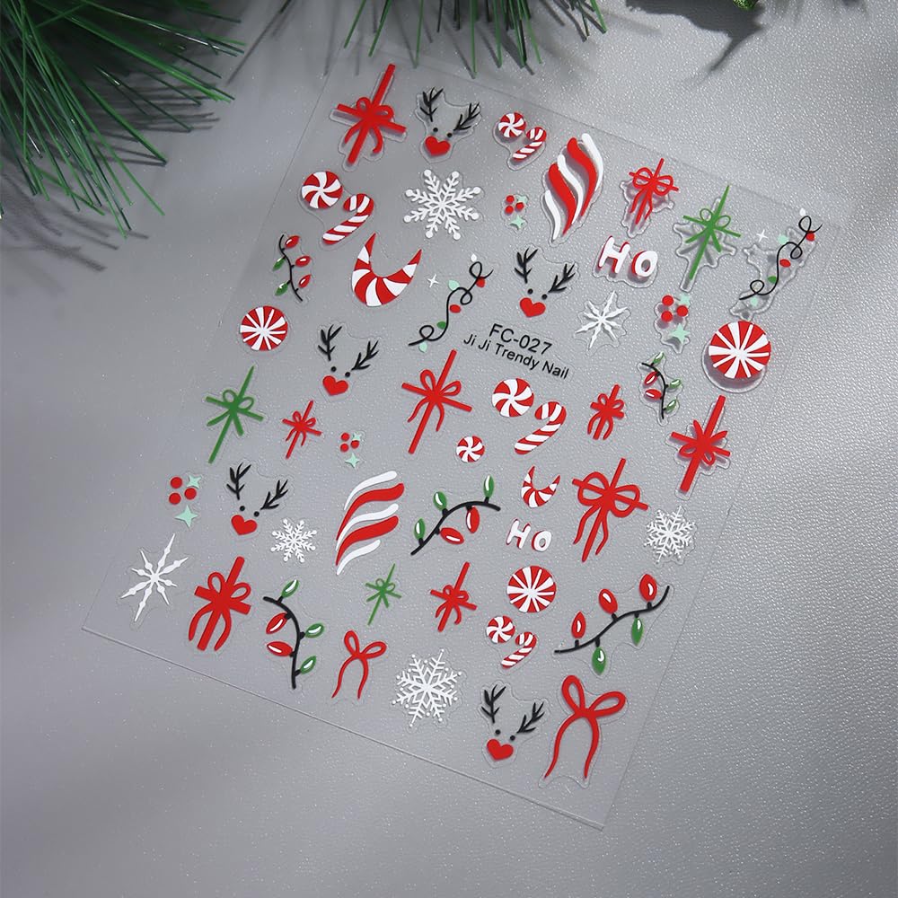 FBABFBUO clock design adds festive charm to acrylic nails