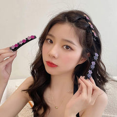 FCLEIH double-layer clip setup demonstrates secure hold while taming messy hair