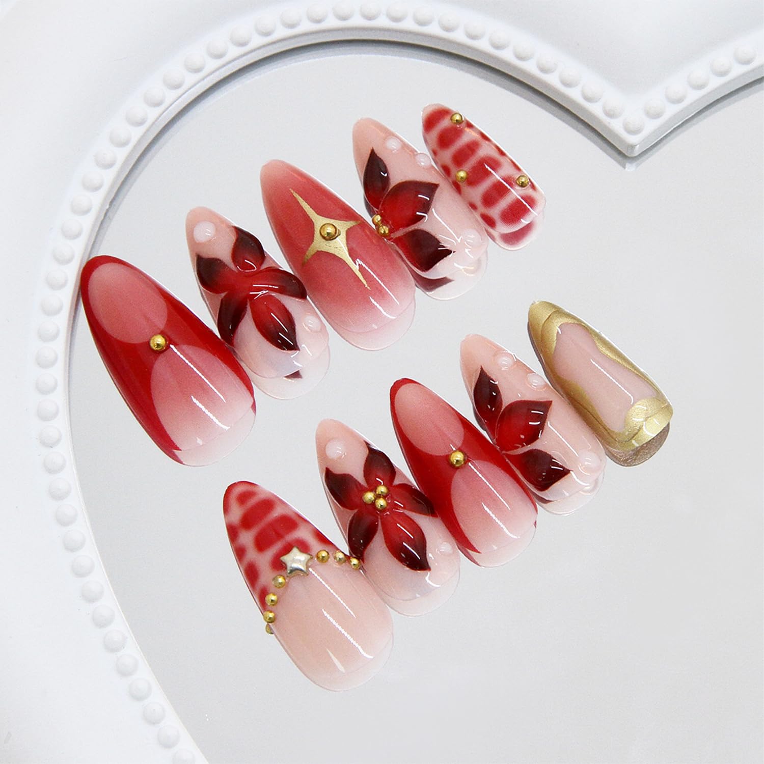 FDSQHSA Summer flower nail art close-up for vibrant seasonal looks
