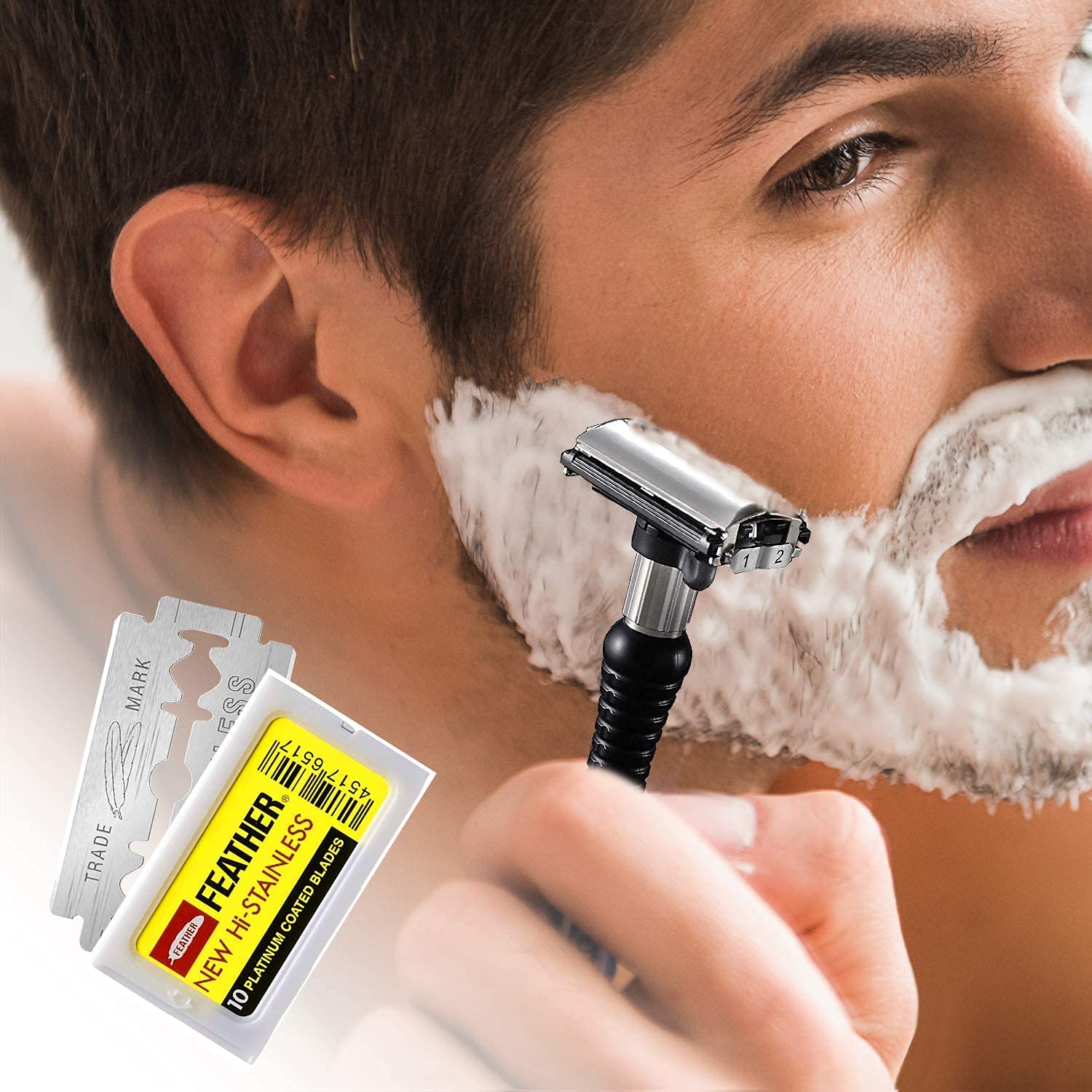 Feather close-shave-experience graphic suggests crisp results and smooth blade feel.