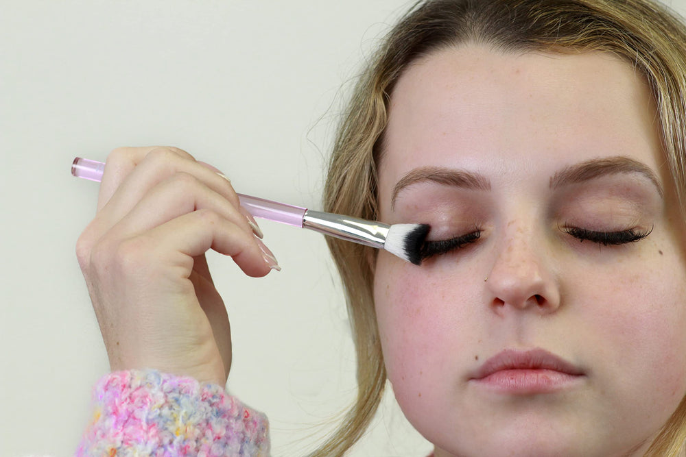 Feels Lash brocha profesional para extensiones y limpieza diaria.