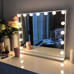 FENCHILIN vanity mirror lights – front view for quick makeup mornings