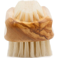 Fendrihan olive wood handle detail shows smooth grip for comfortable cleansing.