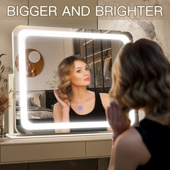 FENNIO vanity mirror color modes showcases cold/daylight/warm lighting for accurate skin tone checks.