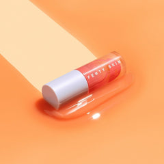 Fenty Treatz Lip Oil plush doe-foot applicator glides smoothly