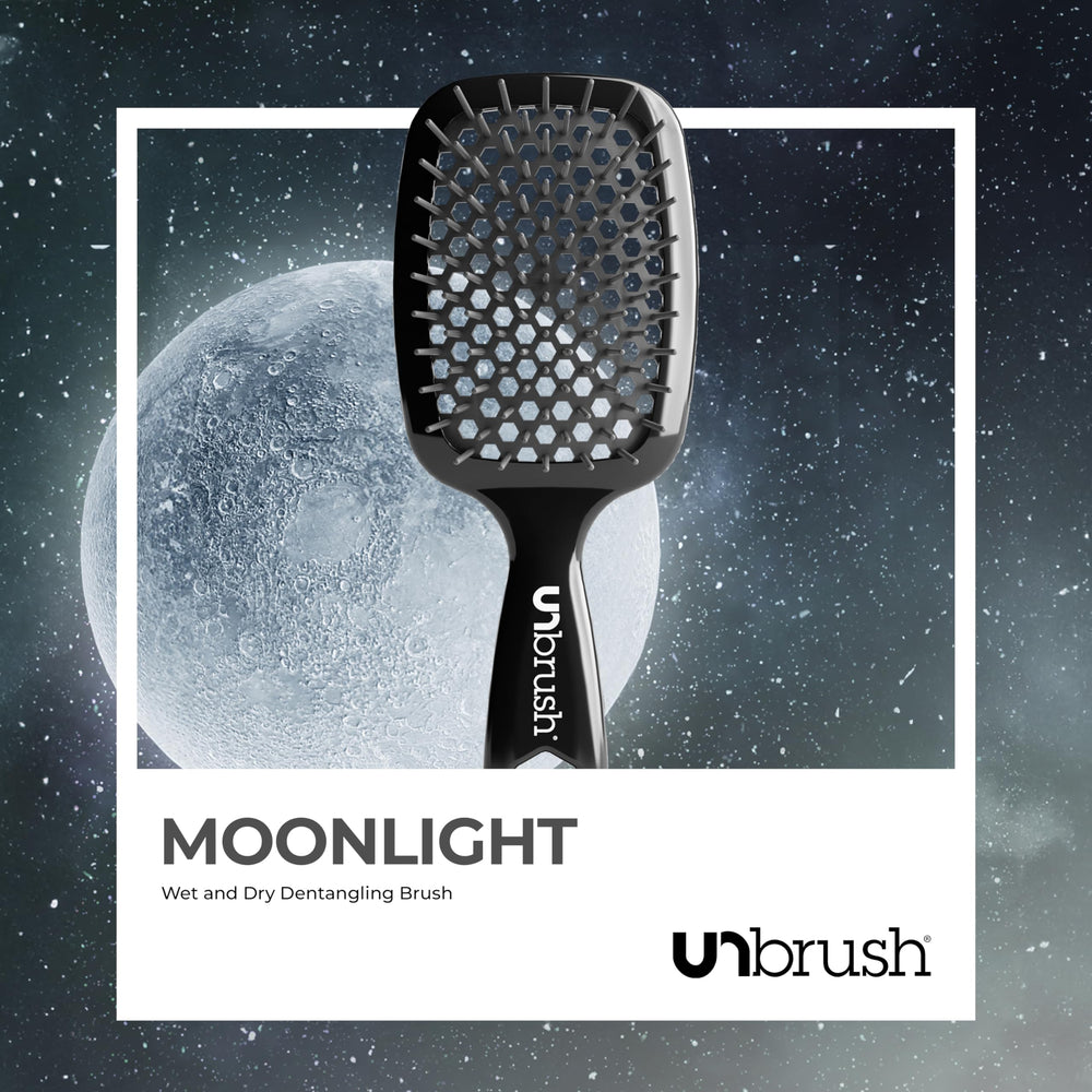 FHI Heat UNbrush lightweight handle provides comfortable grip during brushing.