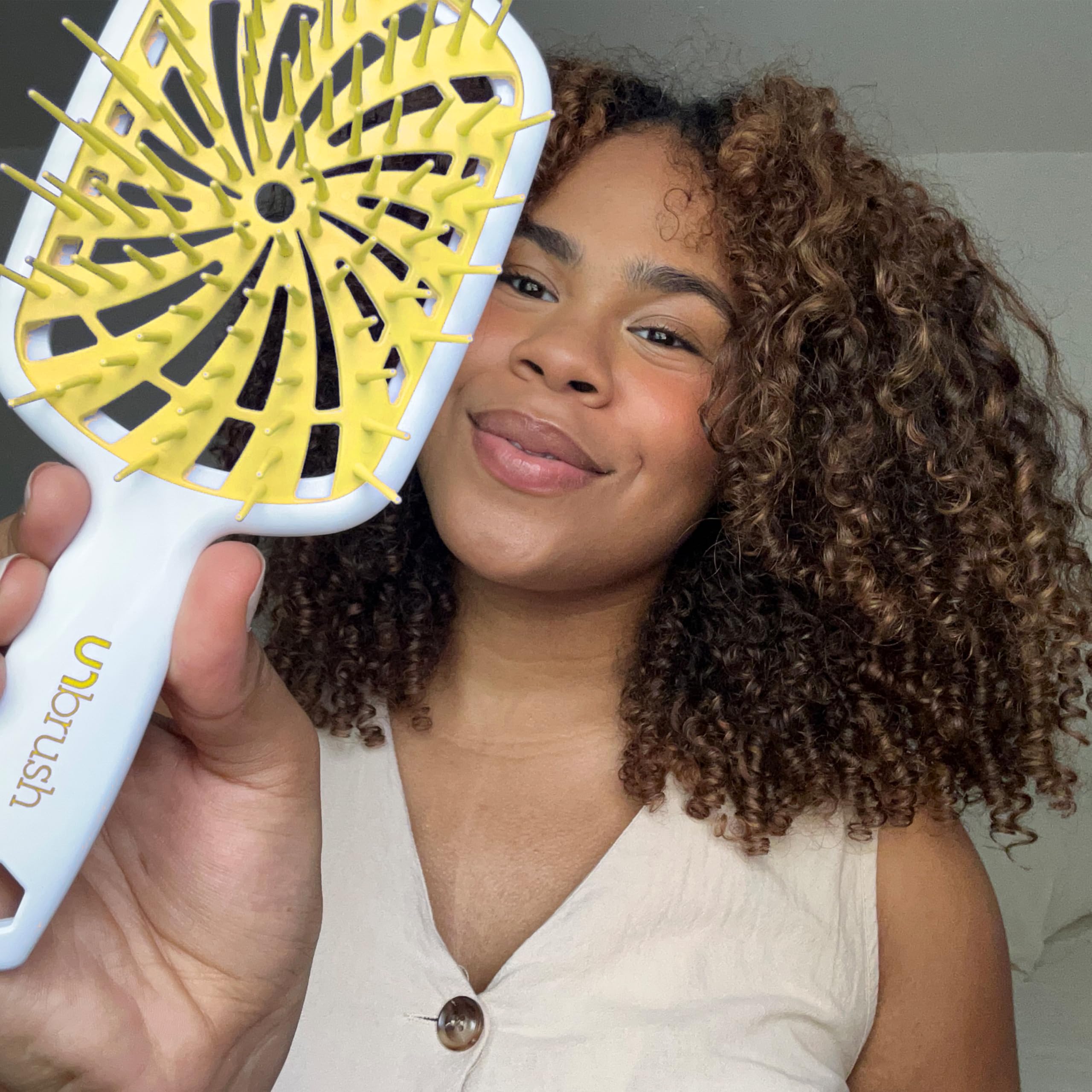 FHI Heat UNbrush Plus suitable for all hair types including fine and delicate strands