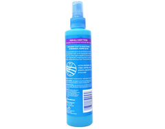 FINESSE finish-strengthen hairspray spray-action demonstrating even mist