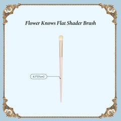 Flower Knows Eyeshadow Brush application shot highlighting smooth color with defined lids