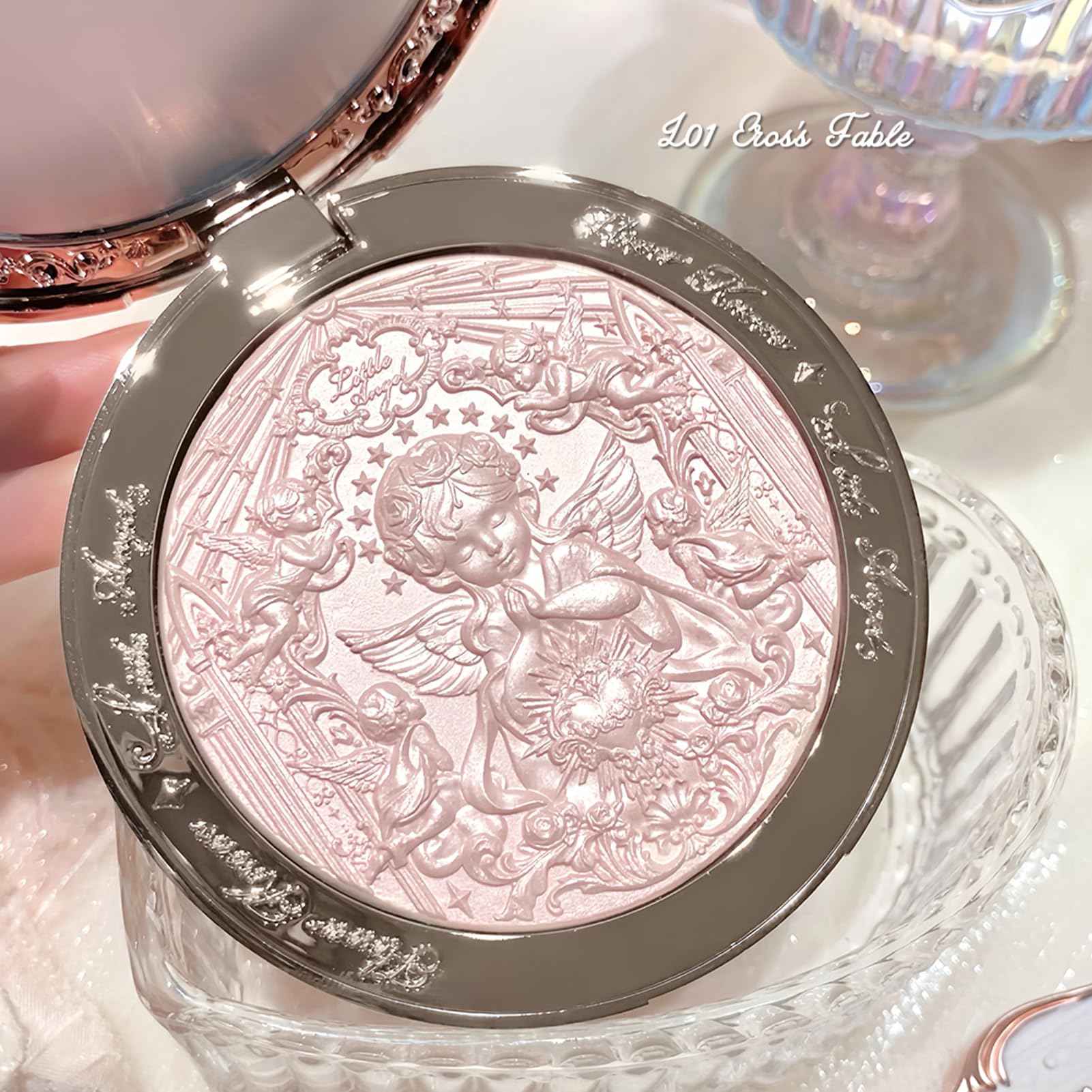 Flower Knows Little Angel glow on collarbone showcases extended radiance on décolletage.