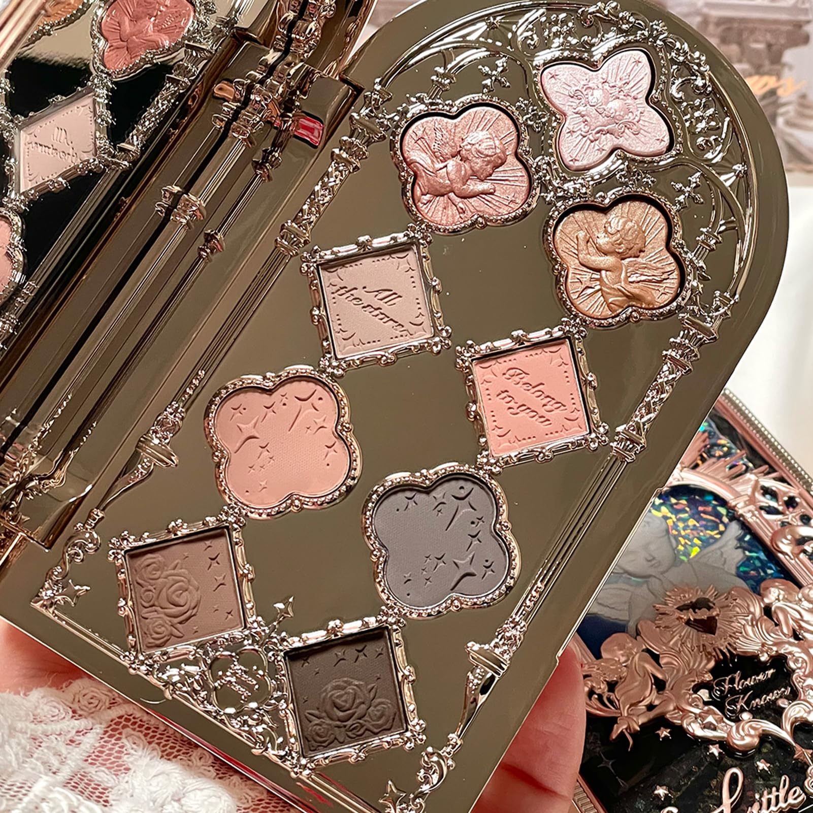 Flower Knows Little Angel travel case keeps the palette secure during busy trips.