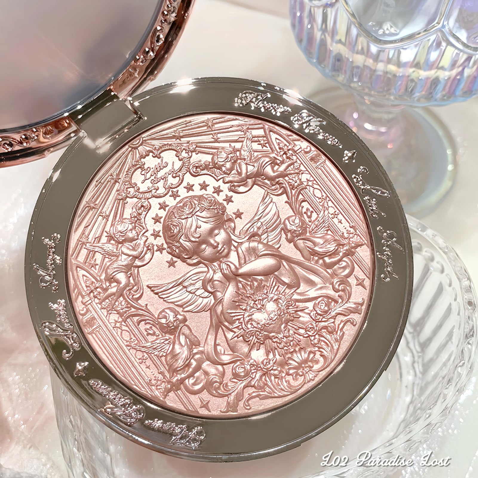 Flower Knows Paradise Lost rose gold compact for subtle daily wear.