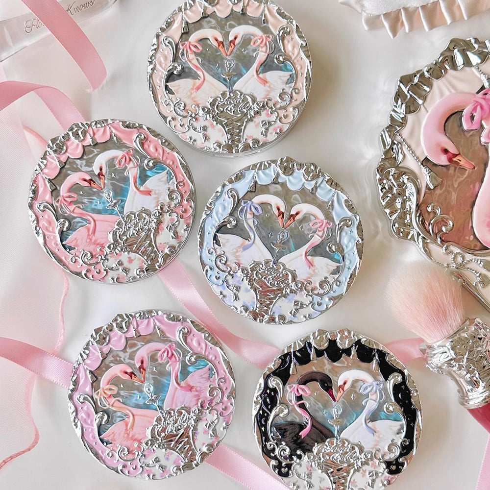 Flower Knows Swan Lake packaging conveys gift-worthy presentation.