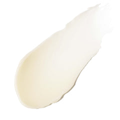FlutterHabit Lash Removal Balm application on lashes enables easy adhesive breakdown and smooth removal.
