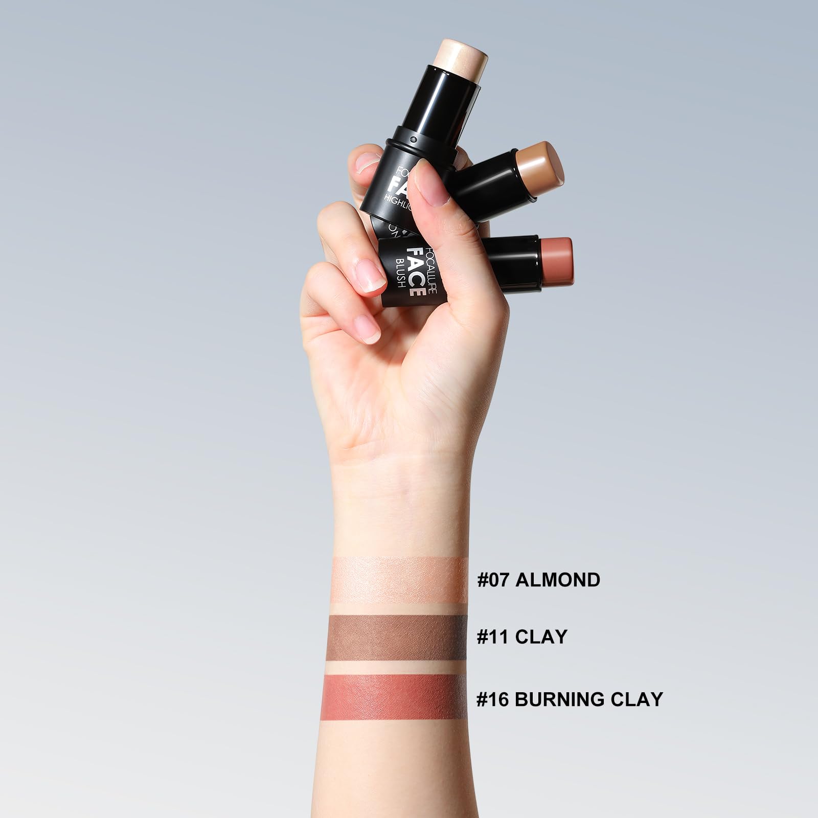 FOCALLURE highlighter glow stick adds luminous highlight for glow-on finish
