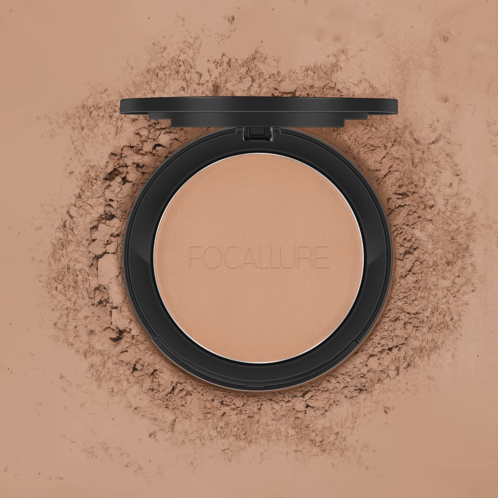 FOCALLURE packaging closeup highlights sleek travel-friendly design for everyday use.