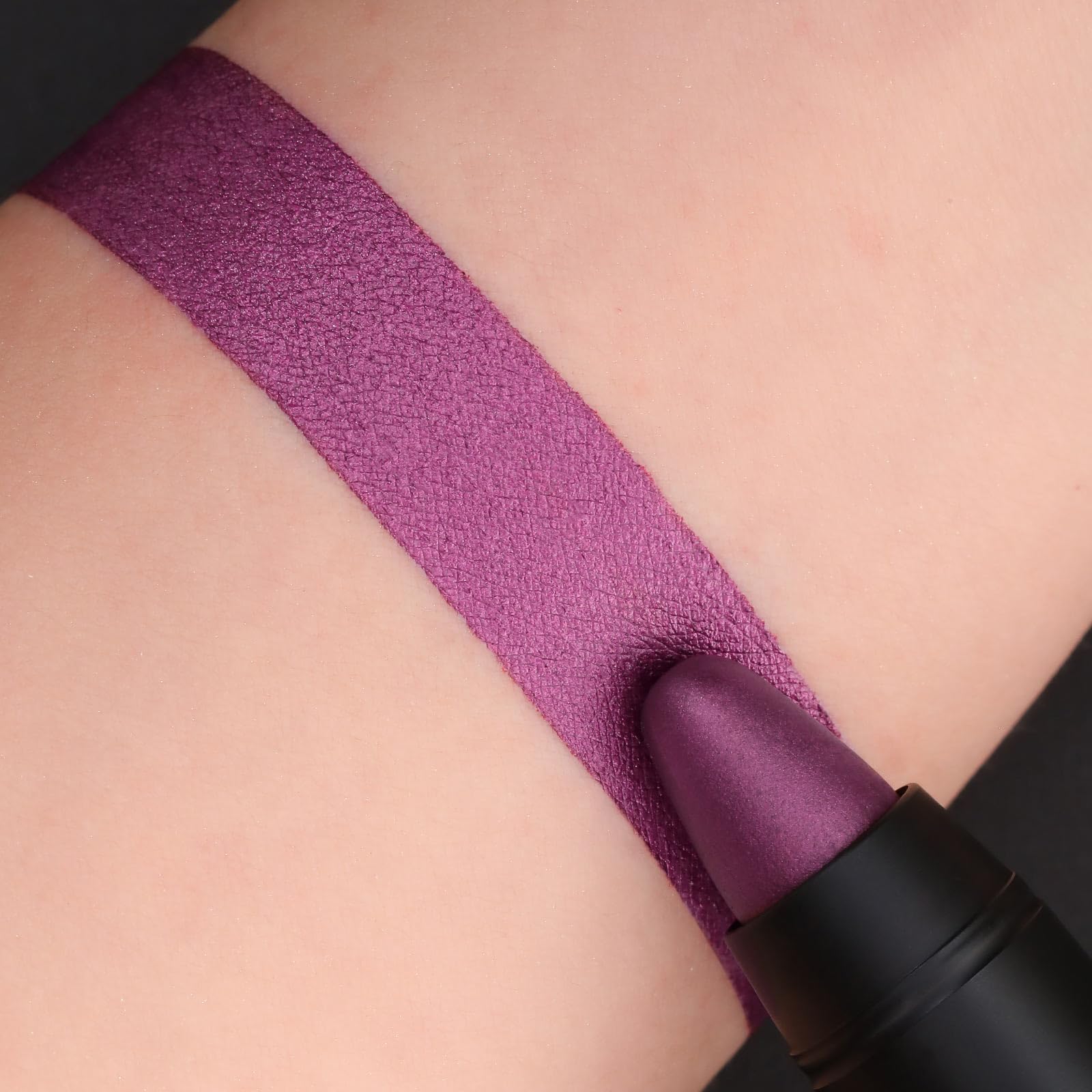 FOCALLURE Lip Crayon gift-ready packaging suitable for special occasions