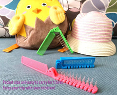 FonteeUS folding travel brush blue - travel-friendly with dual ends for knot removal and scalp massage.