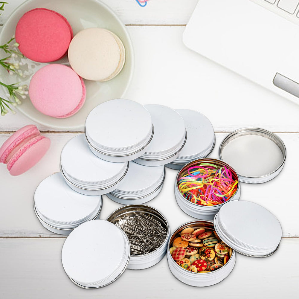 Foraineam screw-top tin demonstrates secure lid with leak protection.