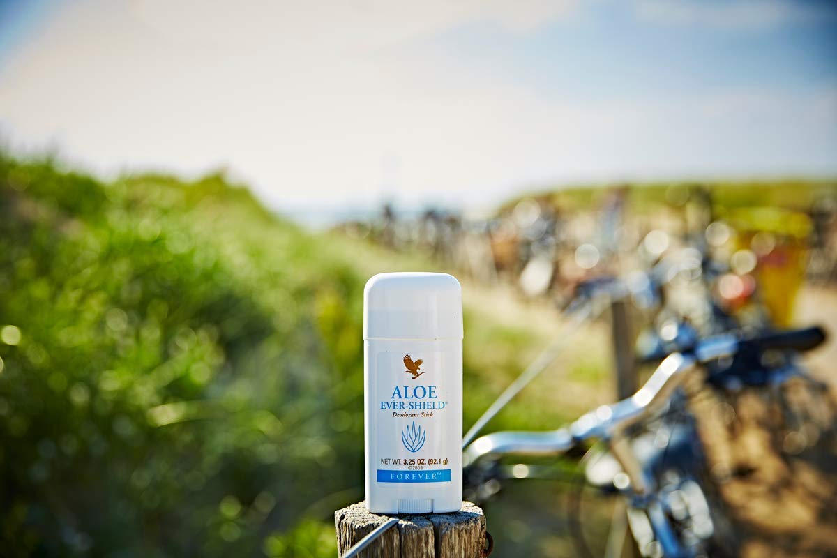 Forever Living Aloe Ever-Shield underarm application demonstrating gentle, quick-drying protection.