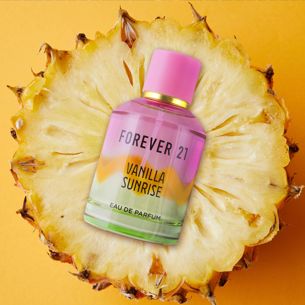 Forever 21 Vanilla Sunrise cap detail reflects refined packaging ideal for gifting.