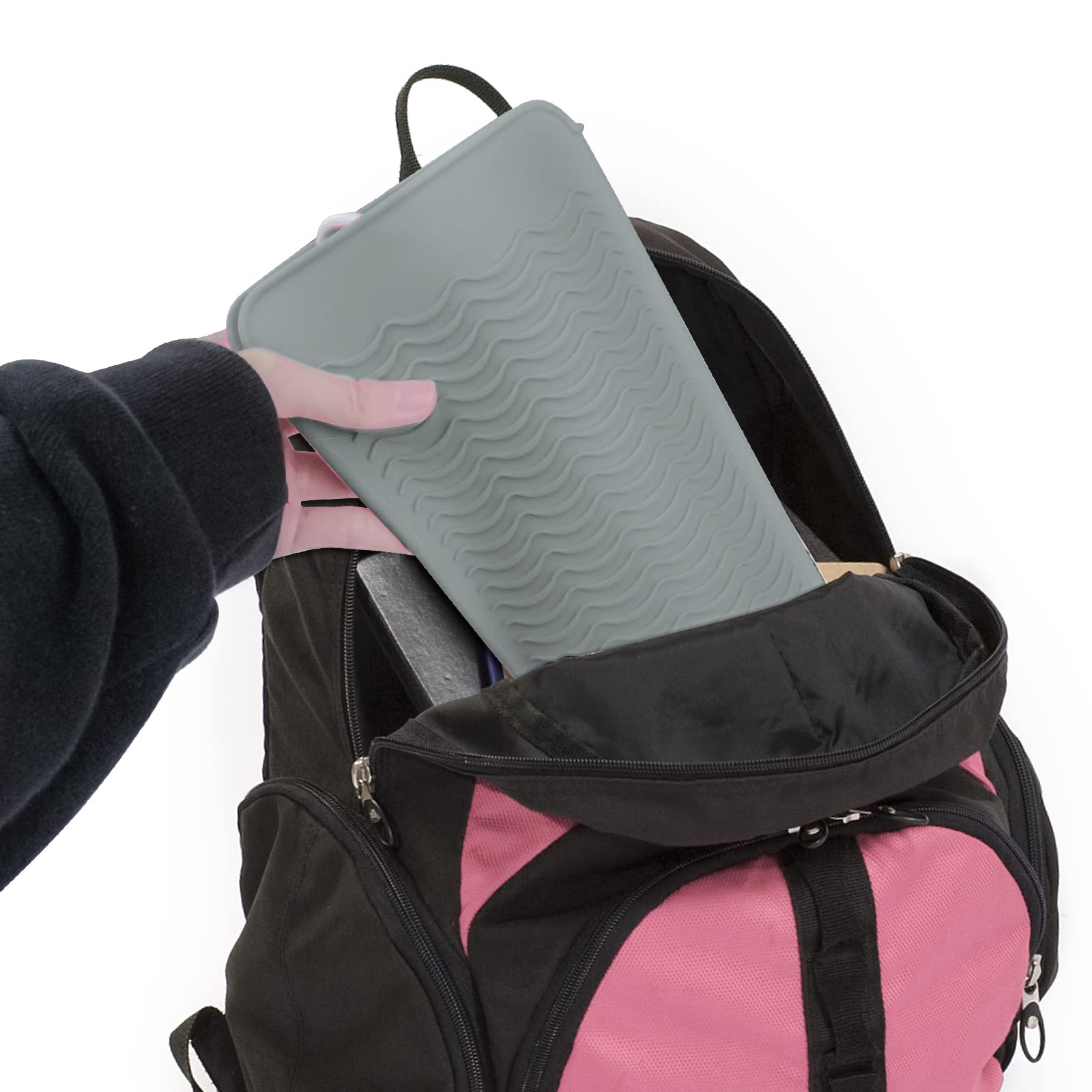 Fouews soft foldable mat stores compactly when not in use.
