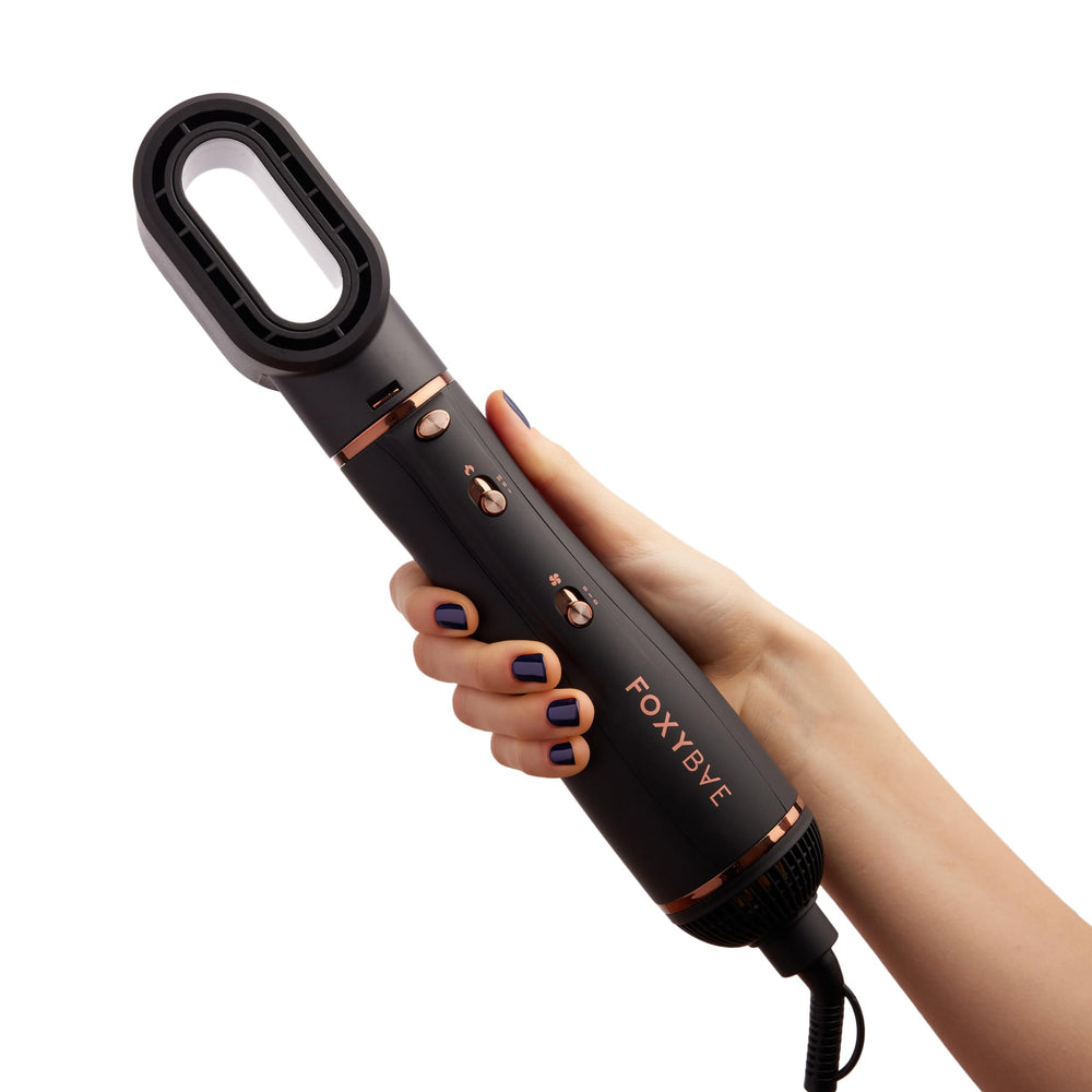 FoxyBae 3-speed settings with cool shot for precise styling.