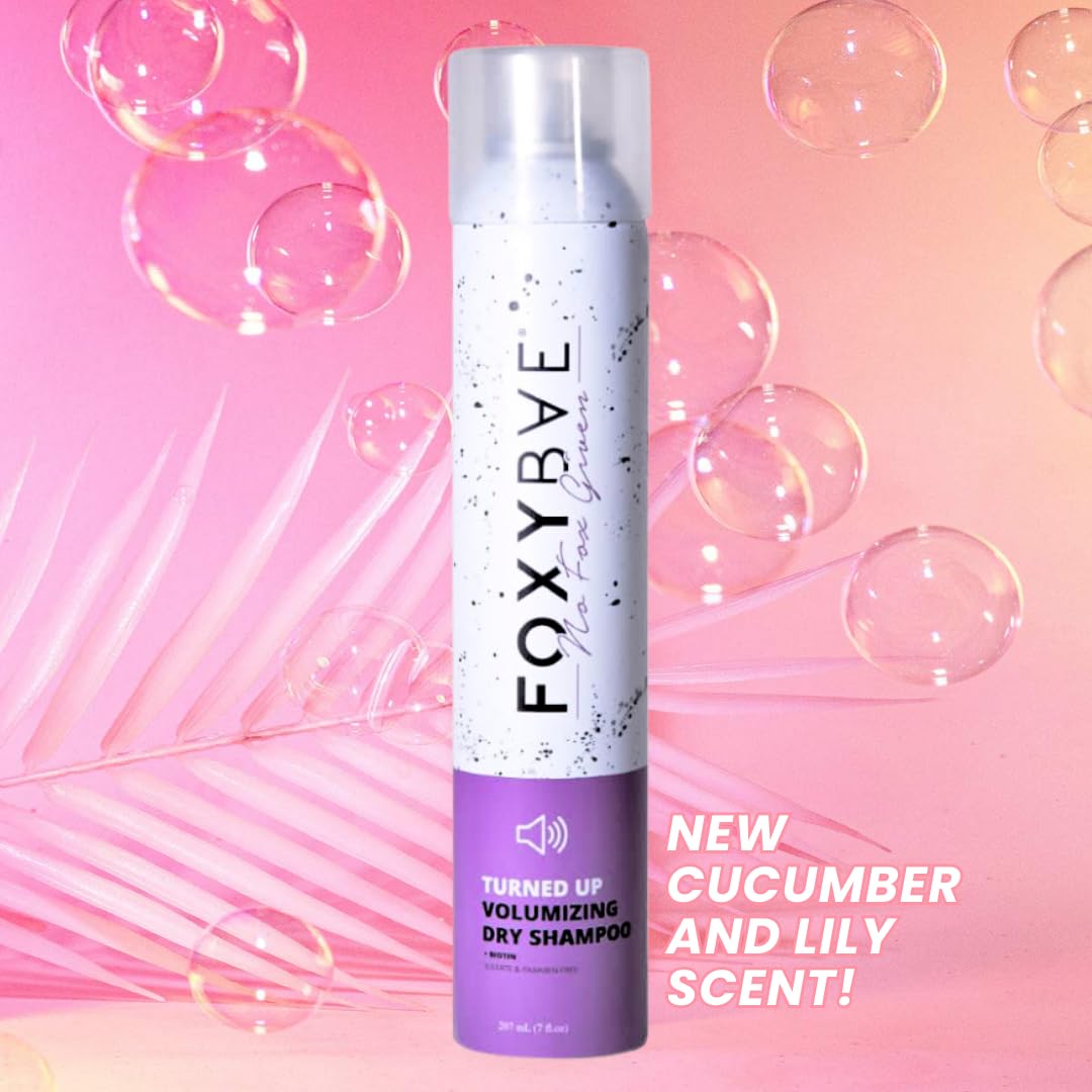 FoxyBae Turned Up dry shampoo after-volume hair looks clean and voluminous.