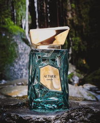 The Fragrance World France Avenue Aether top notes close-up showcasing green apple brightness for a crisp start.