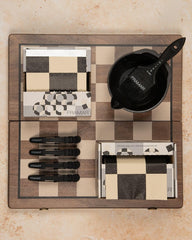 FRAMAR checkered-pattern foil adds visual flair while protecting hair during coloring.