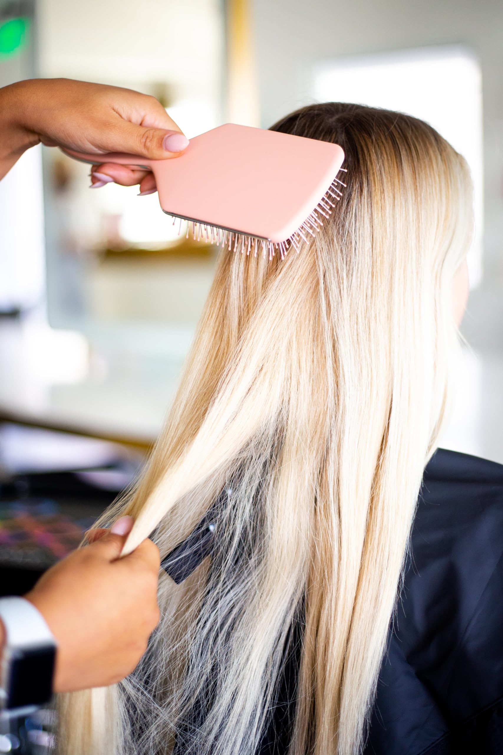 FRAMAR paddle brush bristles massage scalp to boost circulation during brushing