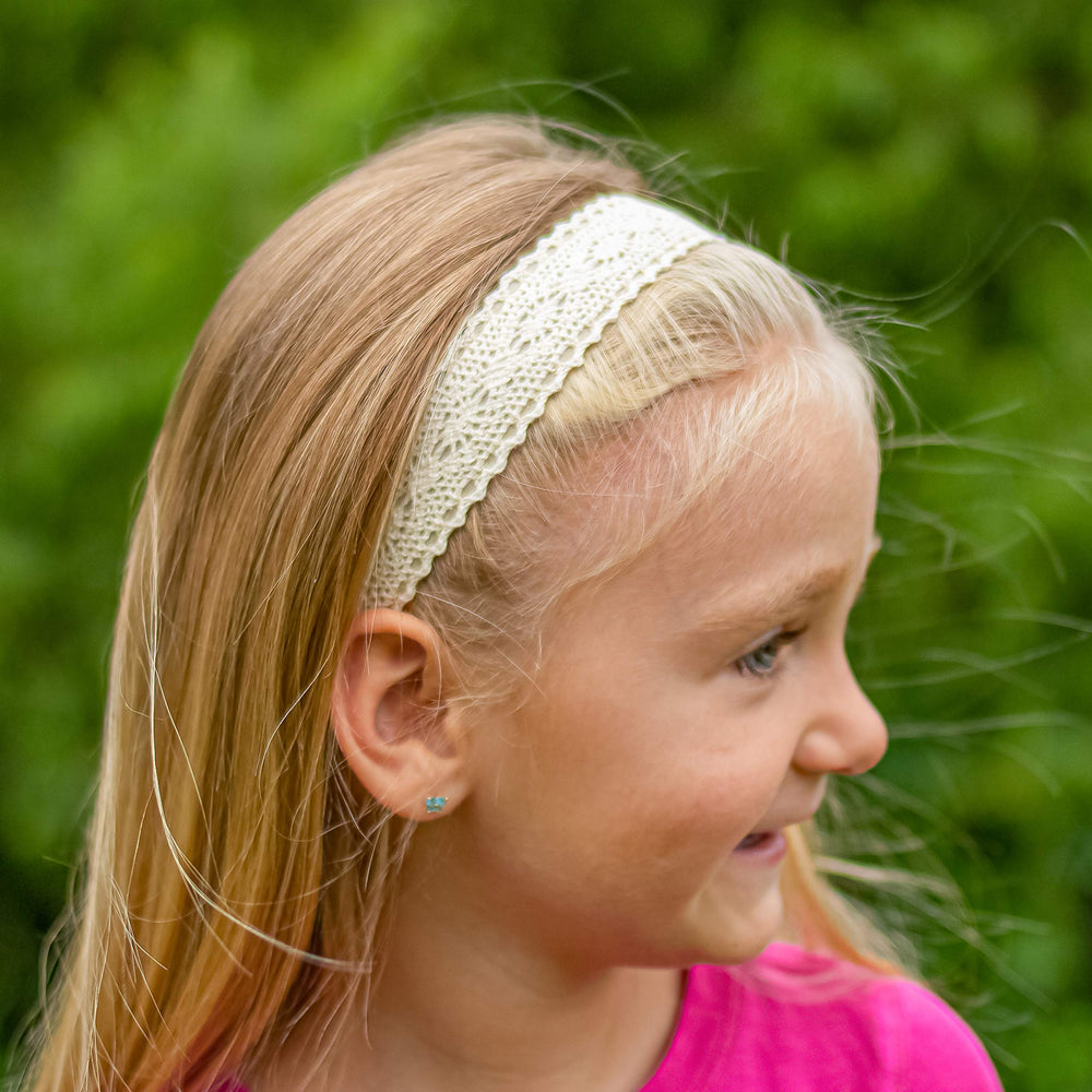 FROG SAC pastel lace set showcases five colors for versatile school, party, and everyday wear.