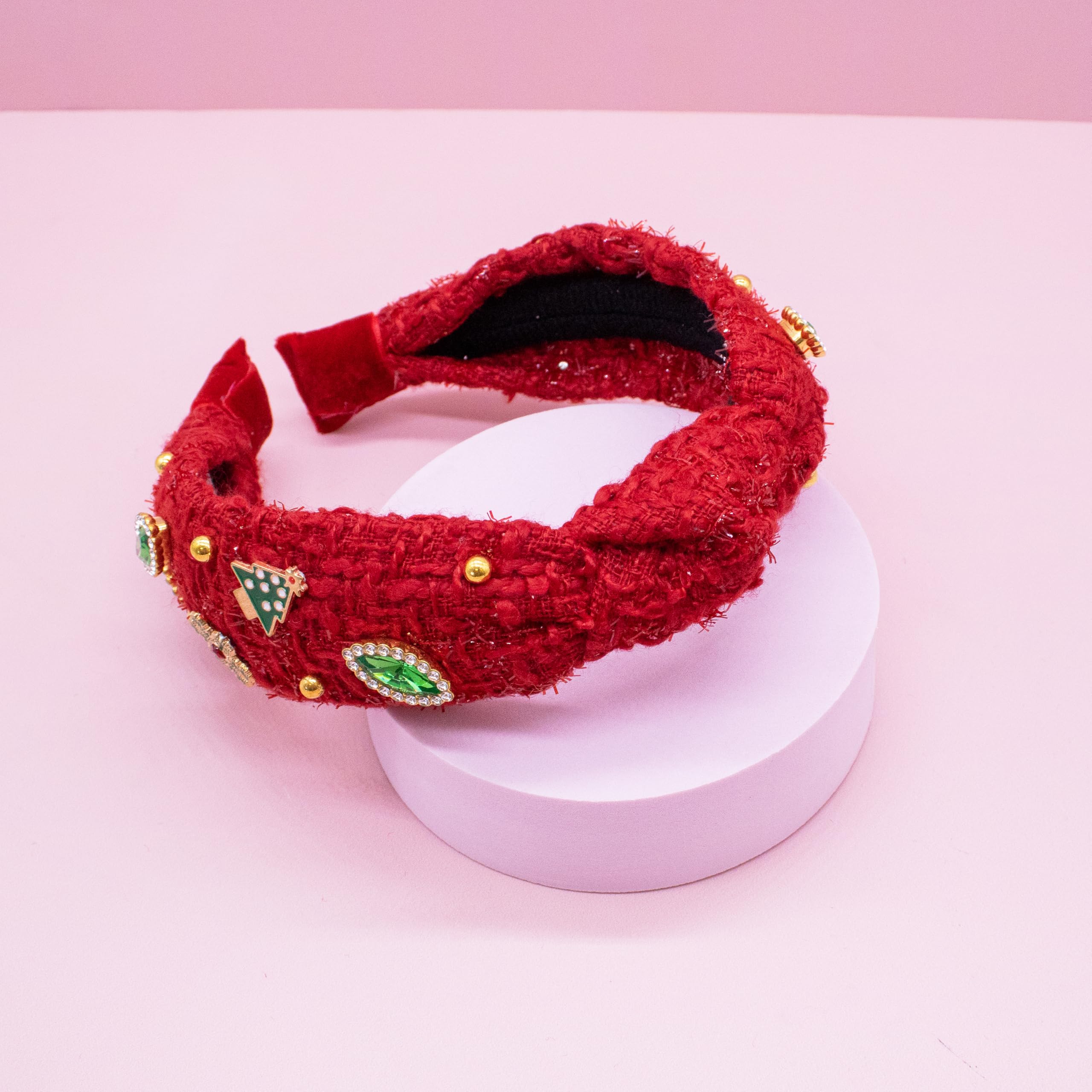 FROG SAC red-tweed knotted design adds a bold fashion statement in a simple outfit.