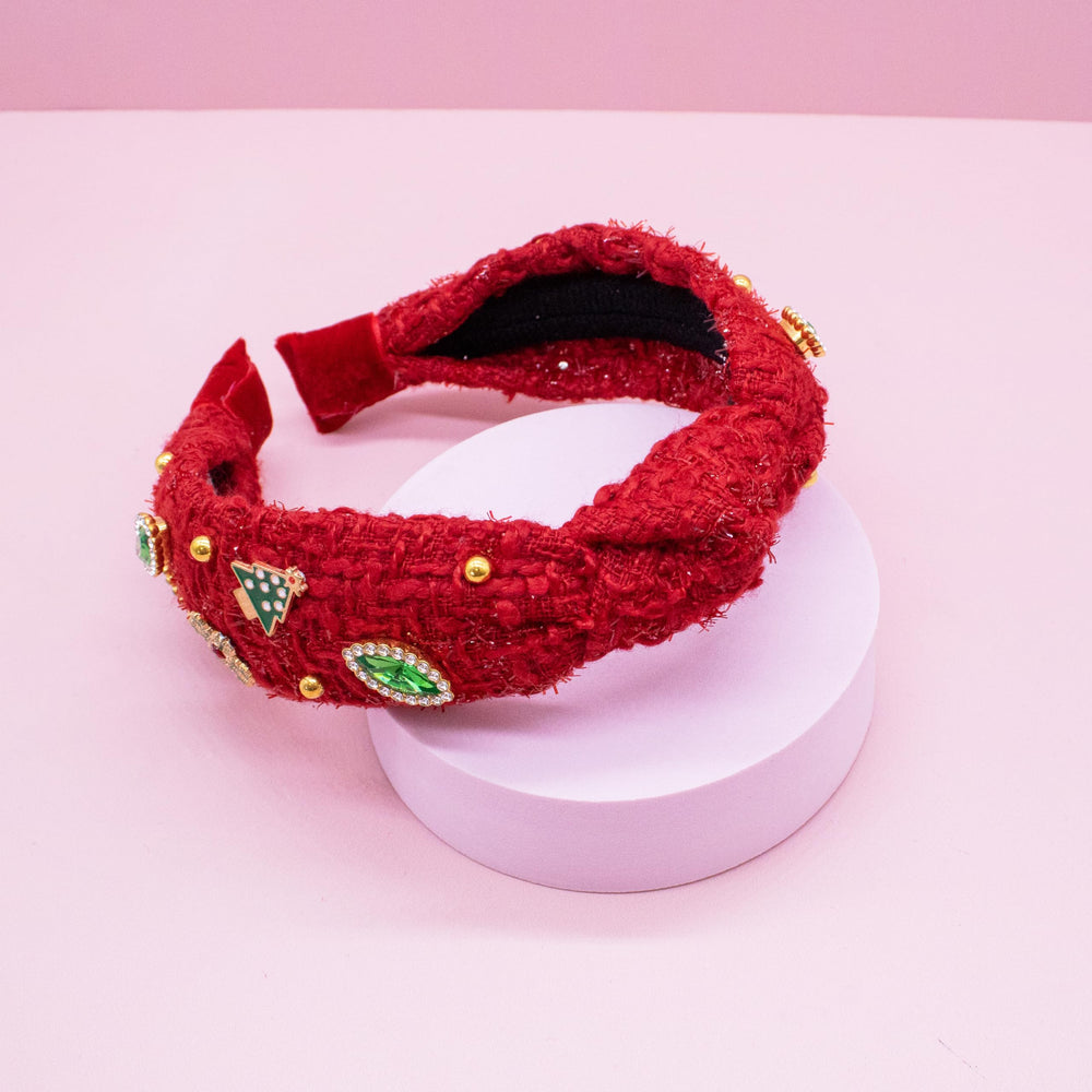 FROG SAC red-tweed knotted design adds a bold fashion statement in a simple outfit.