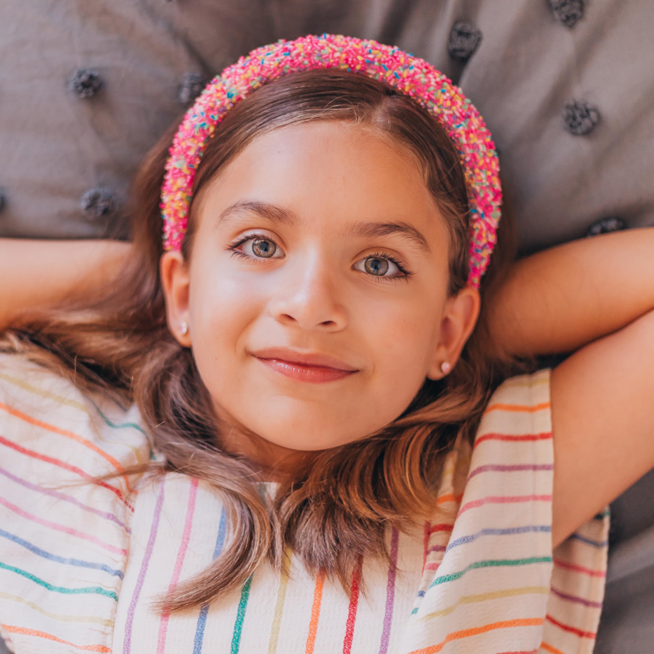 FROG SAC 13-inch headband fits toddlers to teens for versatile styling