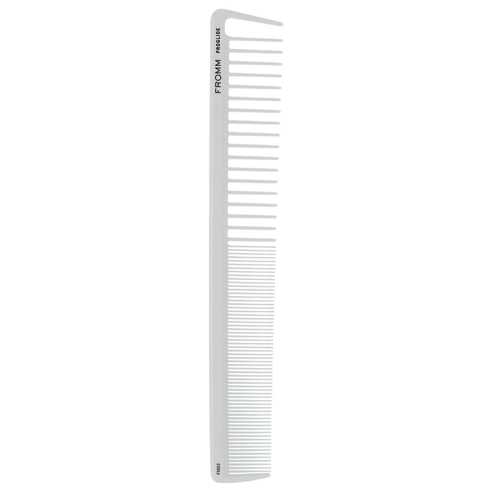 Fromm F3022 ProGlide 8-inch cutting comb close-up showing smooth glide for clean sectioning.