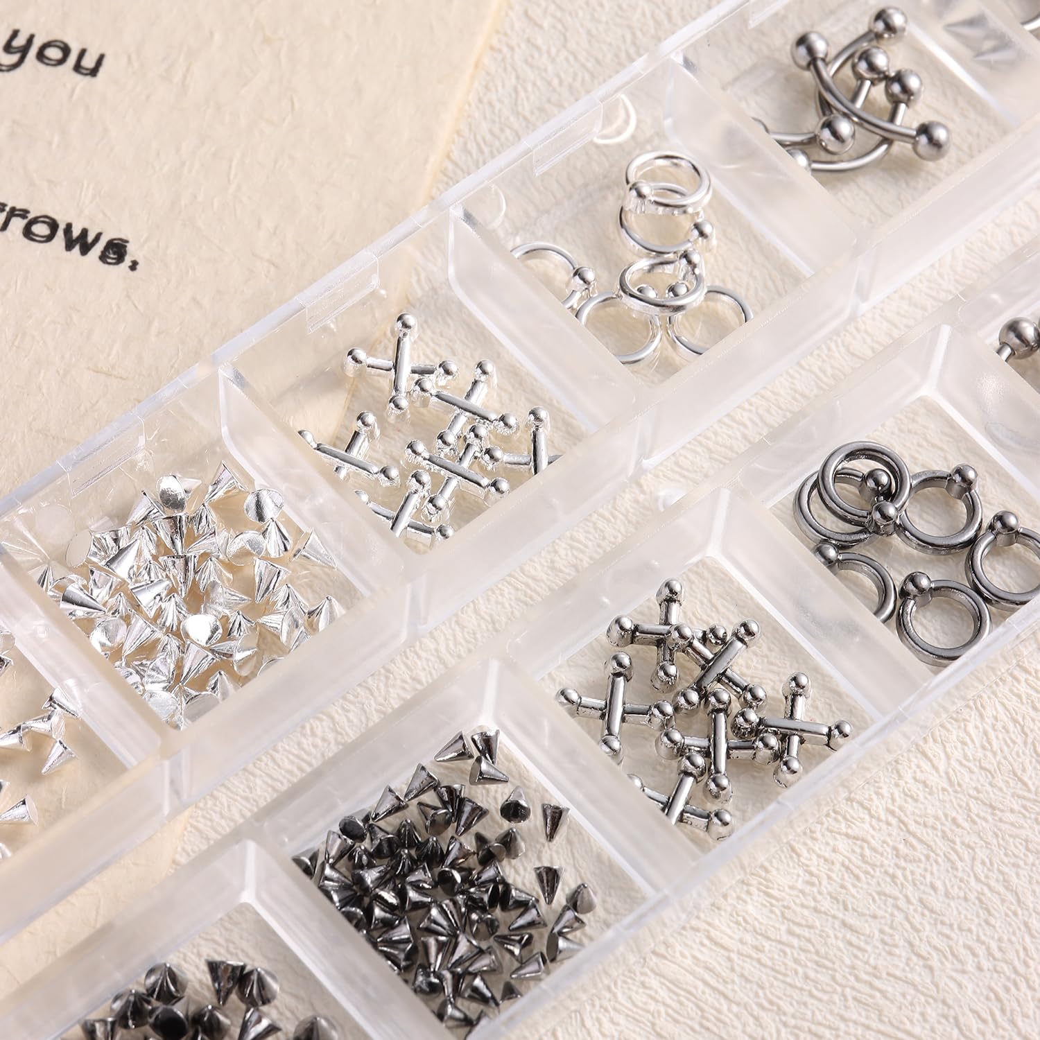 FSpronail screw-on design allows easy application and reuse.