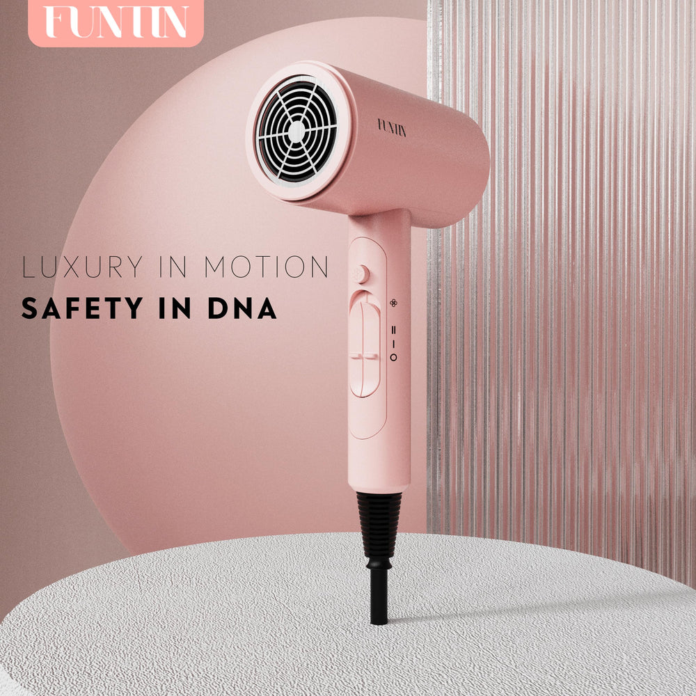 FUNTIN three-attachment setup includes diffuser, brush, and nozzle for versatility.