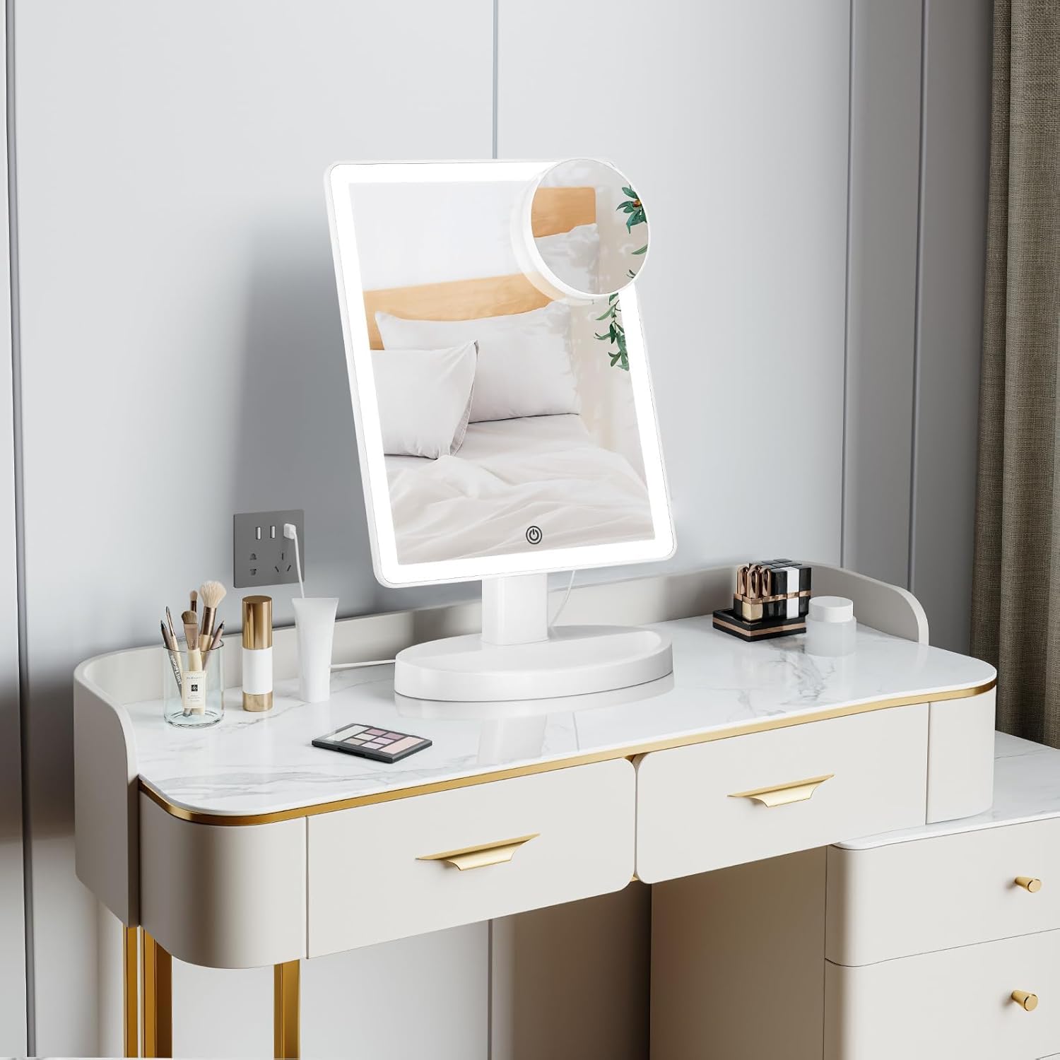 Funtouch 360-degree rotation allows flexible angles for grooming.