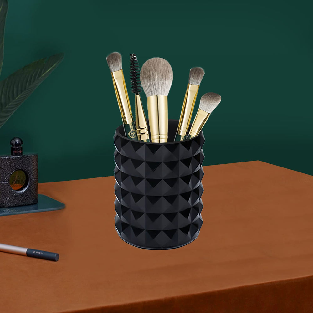 Funtygy easy-clean acrylic makeup brush holder resists smudges for tidy vanity