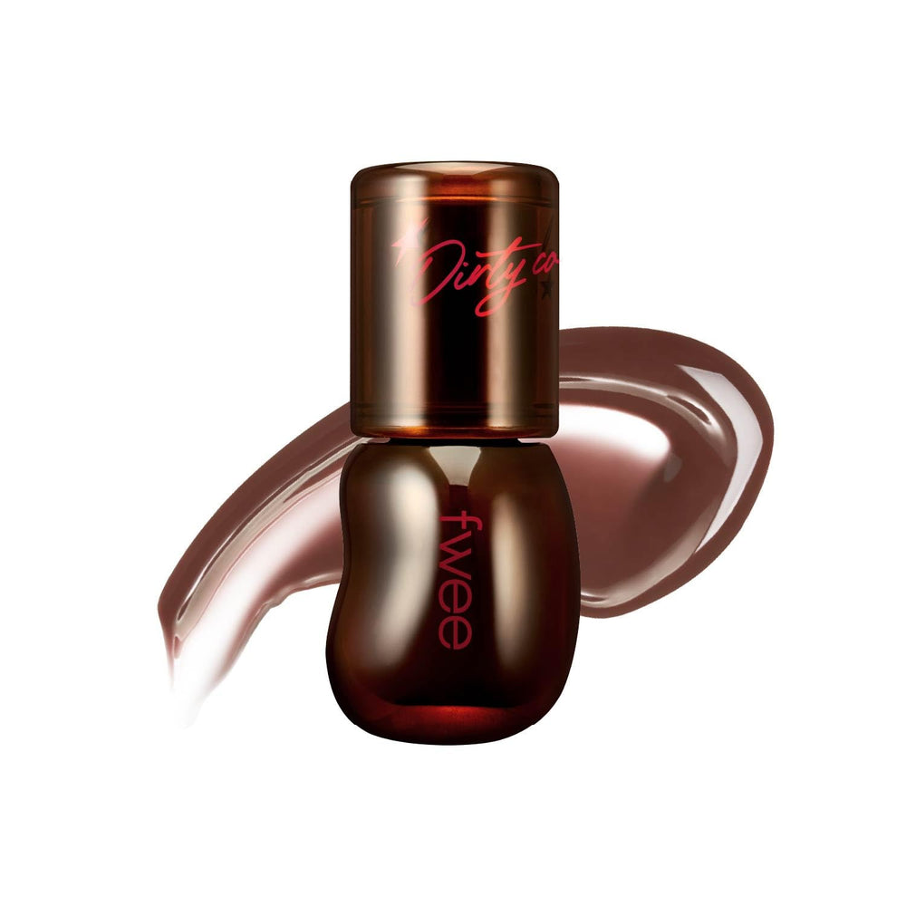 Fwee 3D Voluming Gloss Dirty Cola 30% application close-up showing subtle fuller lips