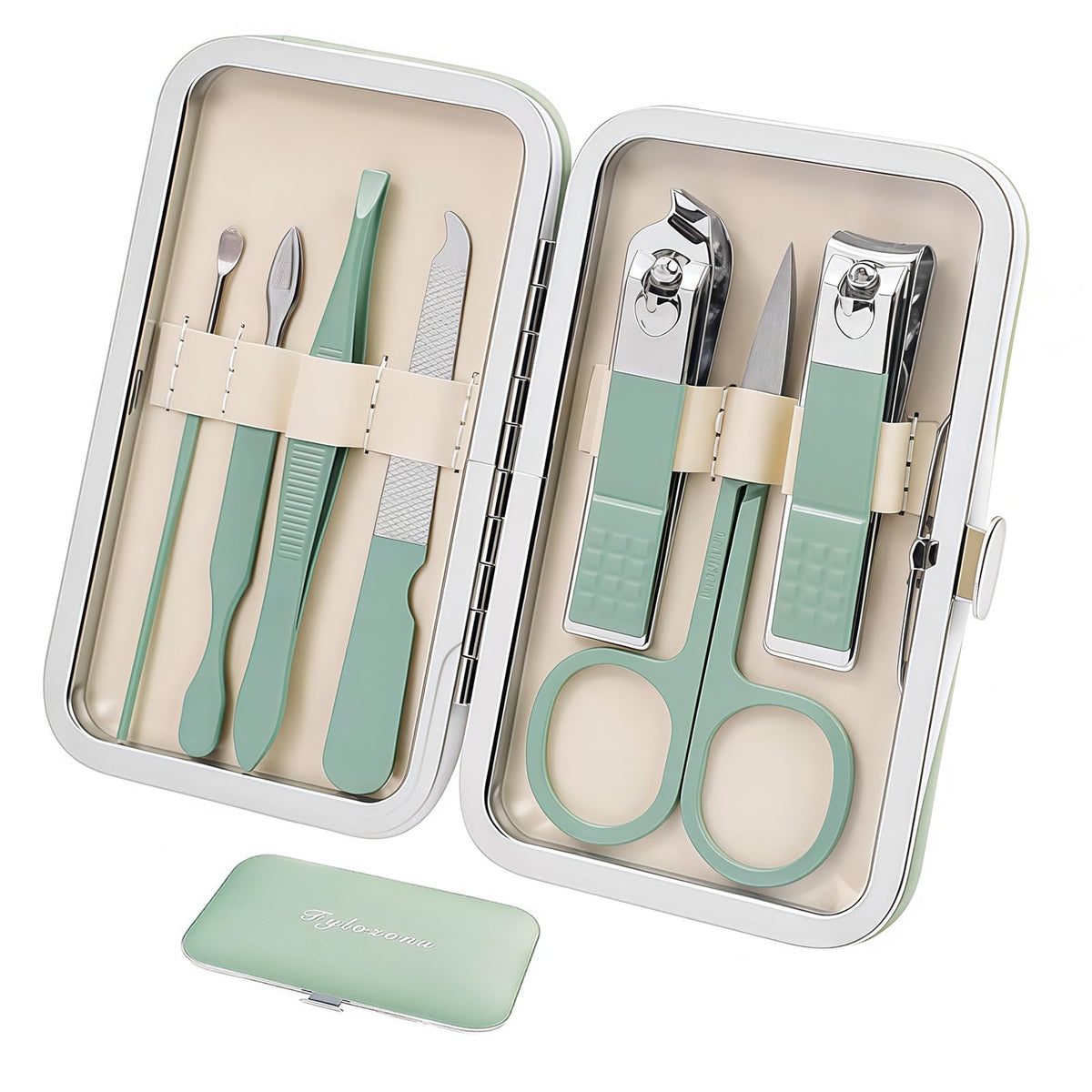 Fylozonu manicure set green packaging demonstrates compact travel-ready design for on-the-go grooming.