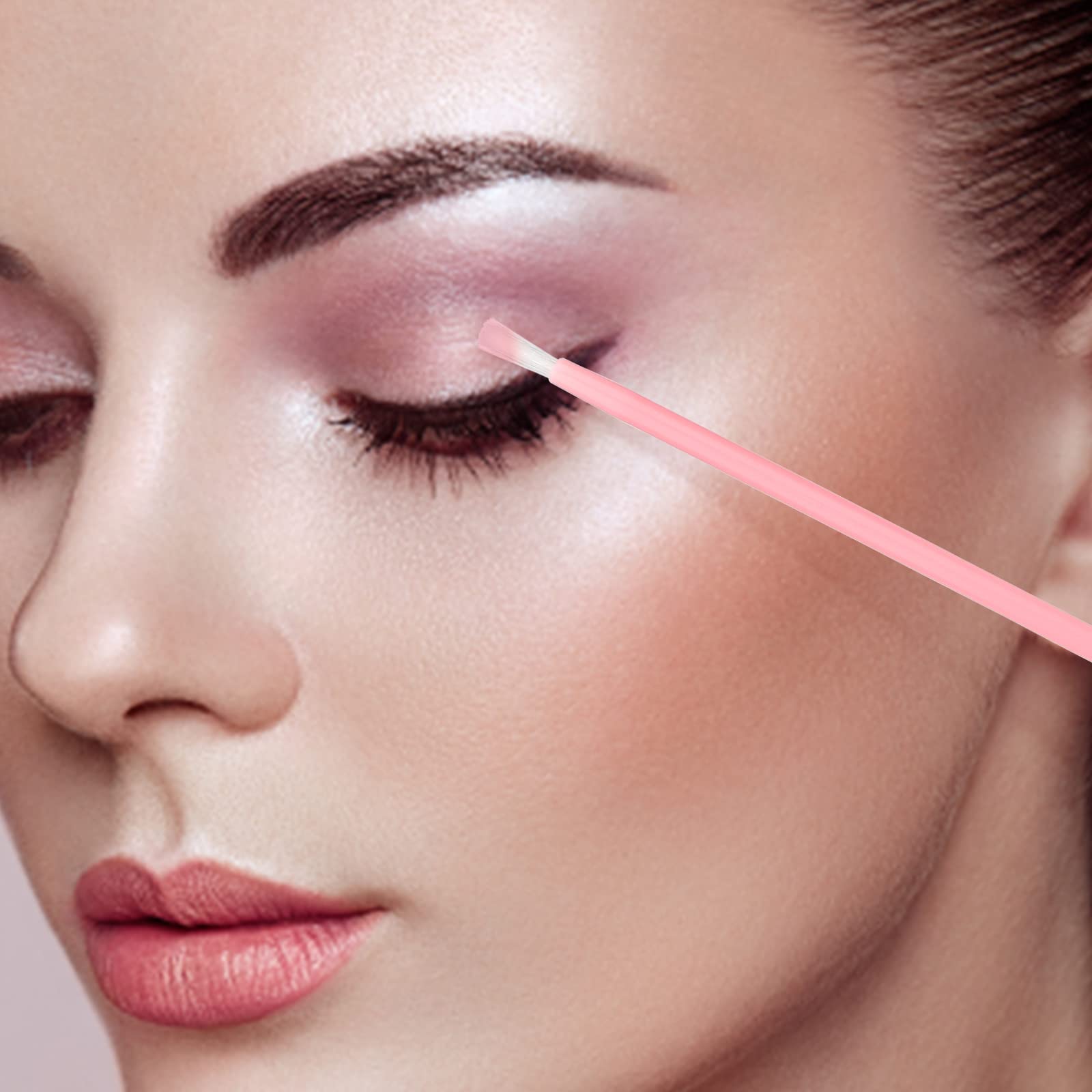G2PLUS versatile makeup tool for weddings and travel touch ups