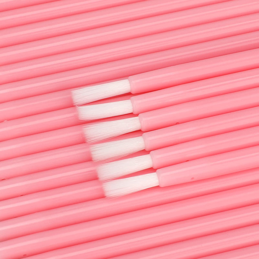 G2PLUS lip brush with 9 cm handle for precise lip contouring