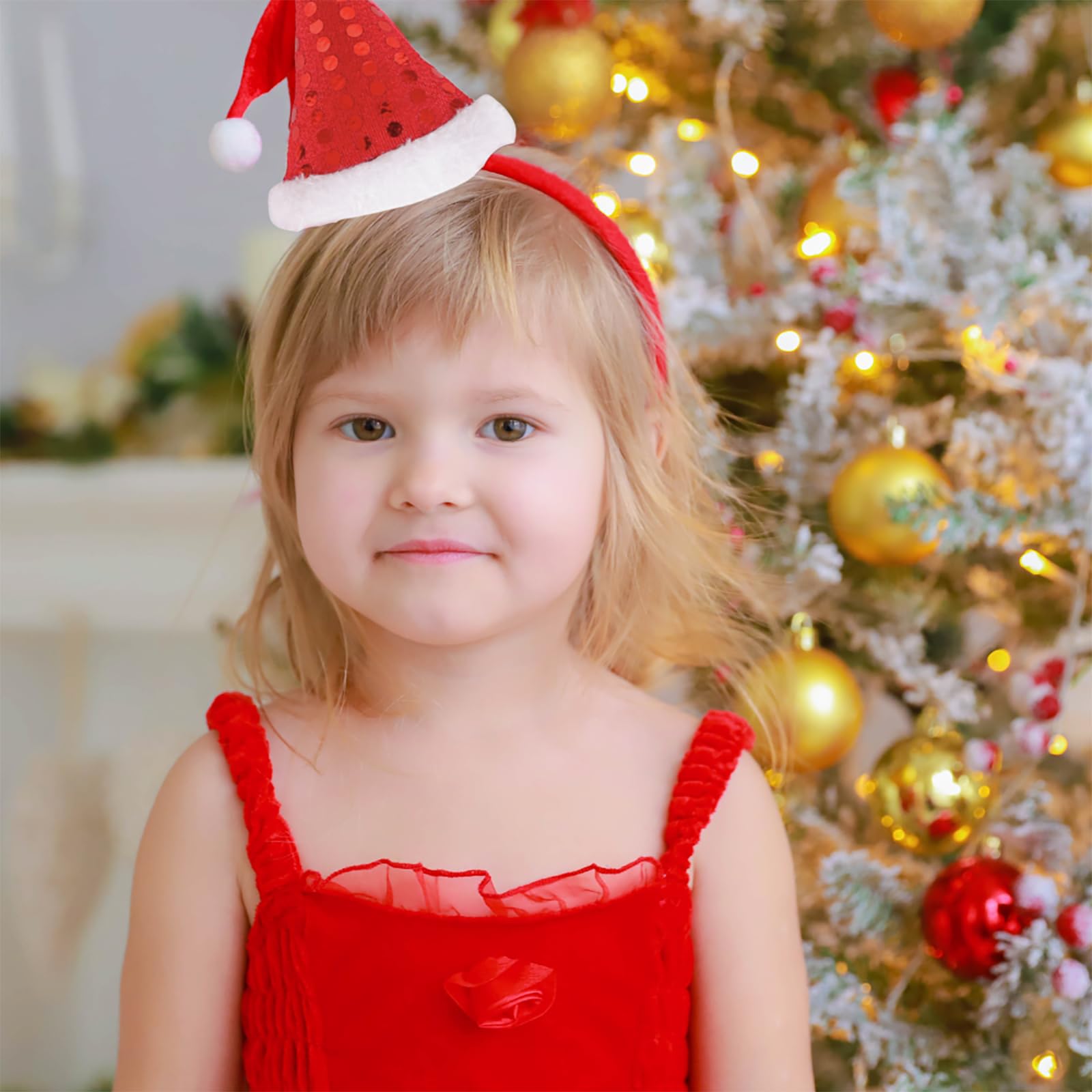 Gaduupa Christmas headband is lightweight and comfortable for extended wear.