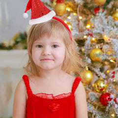 Gaduupa Christmas headband is lightweight and comfortable for extended wear.