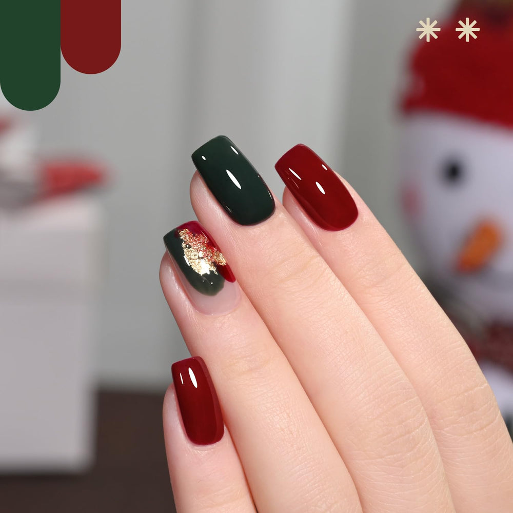 GAOY dark green glitter gel nail polish bottle captures shimmering holiday style.
