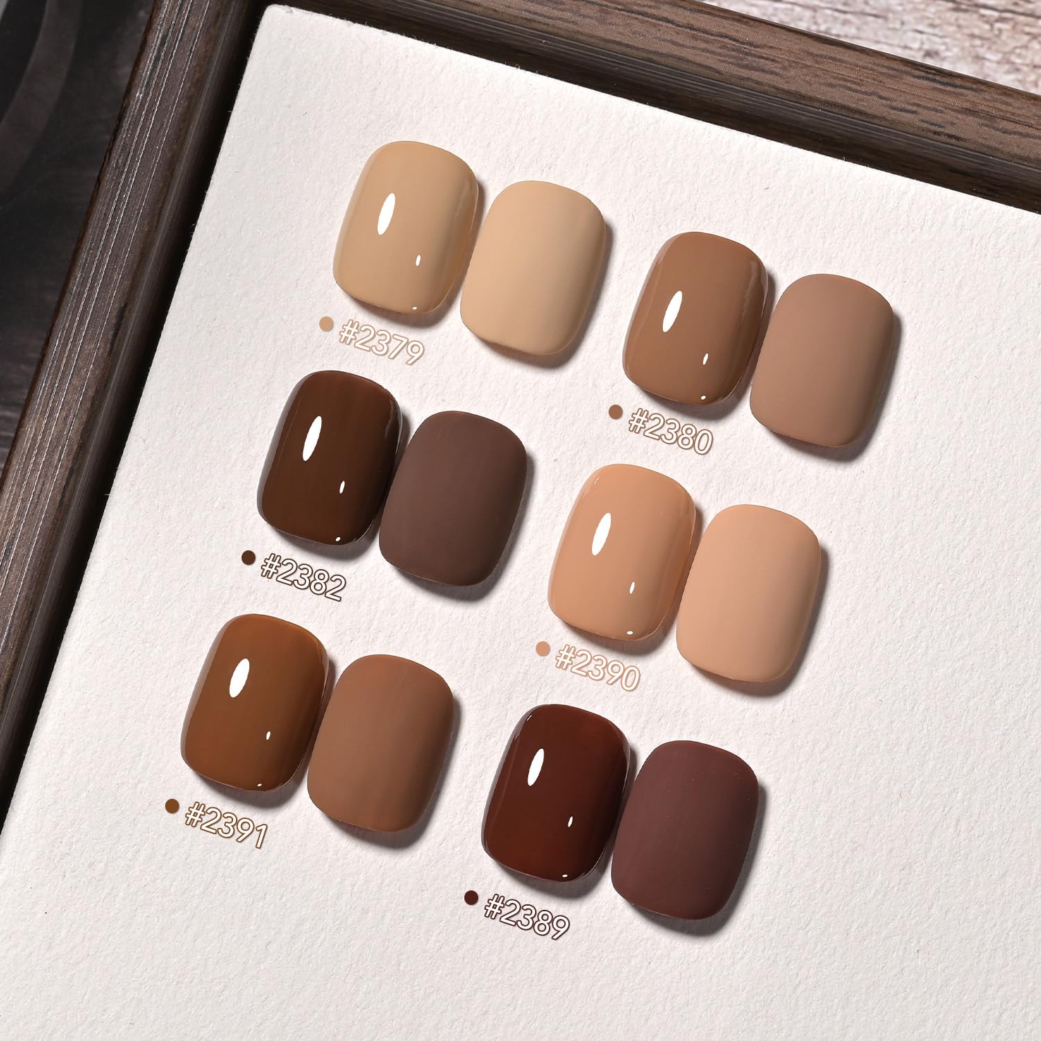 GAOY shiny top coat bottle for glossy manicure results.