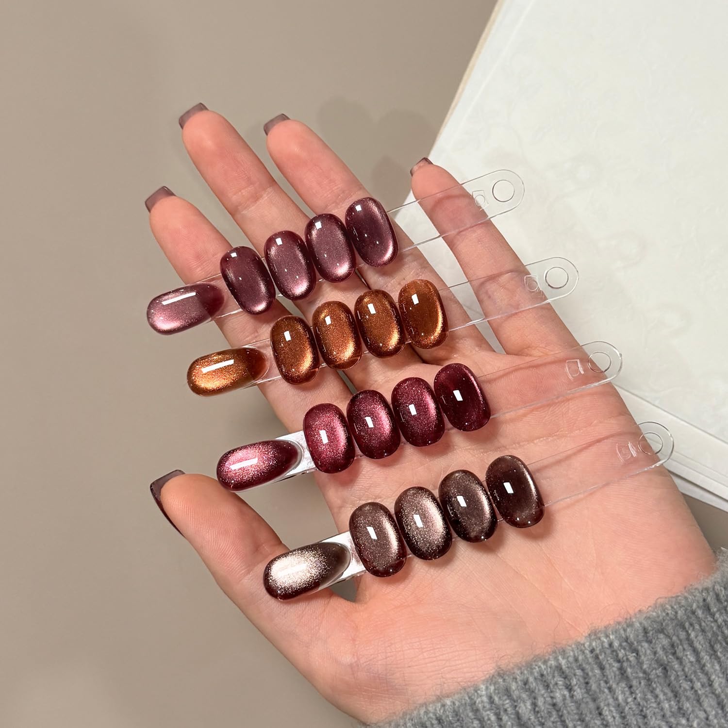 GAOY holographic shimmer gel polish under light for luminous color shift.