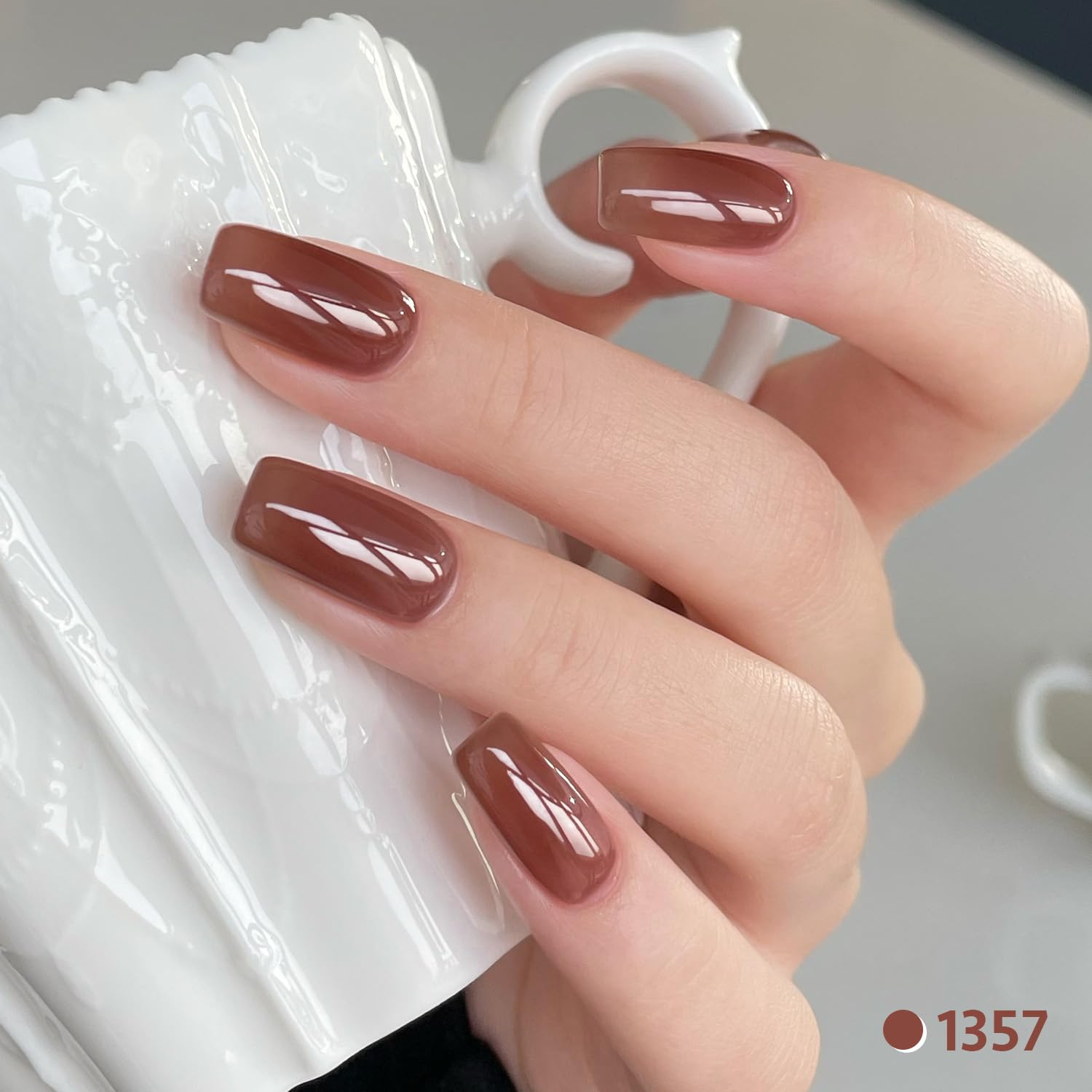 GAOY Jelly buildable-opacity palette illustrates sheer to solid layering in action.
